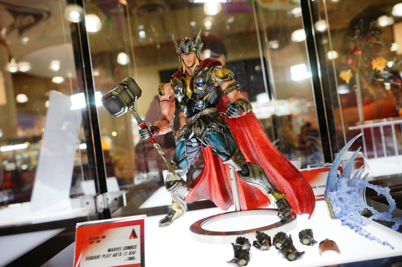 Illustration for article titled The Marvel Play Arts Figures Are Great, But Nowhere Near Crazy Enough